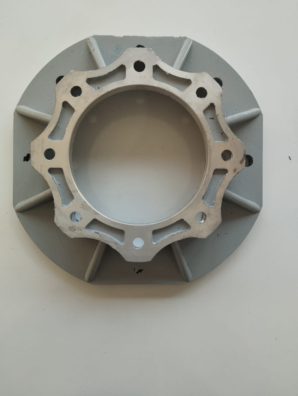 REDÜKTÖR ÇIKIŞ FLANŞI