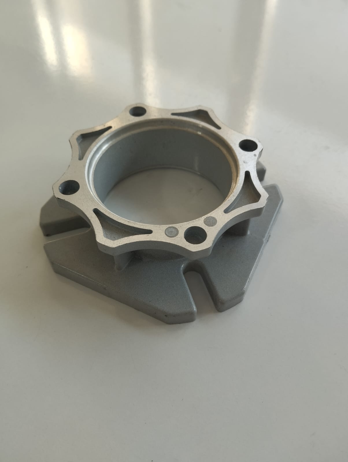 REDÜKTÖR ÇIKIŞ FLANŞI