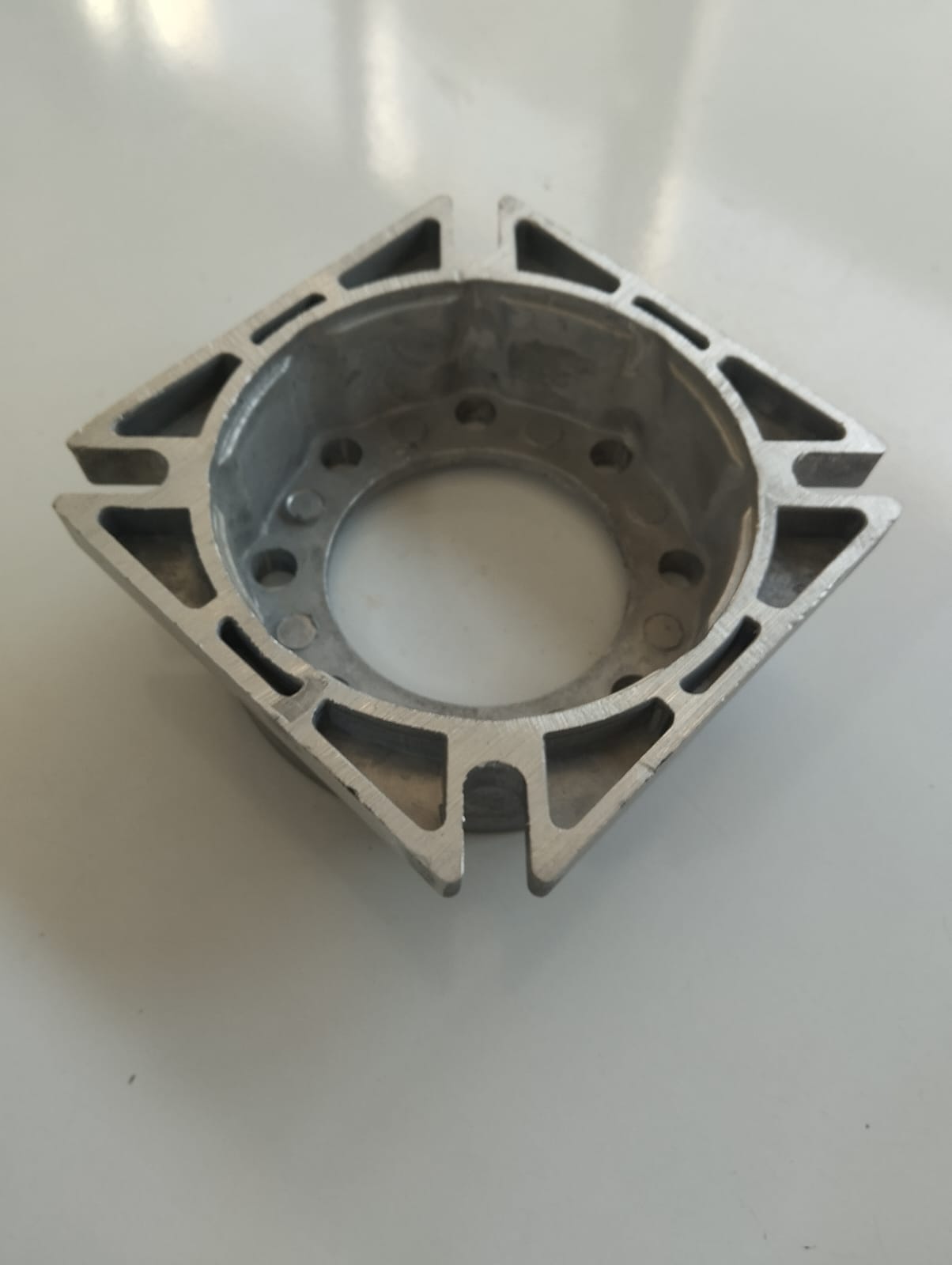 REDÜKTÖR ÇIKIŞ FLANŞI / 63-FA GÖVDE