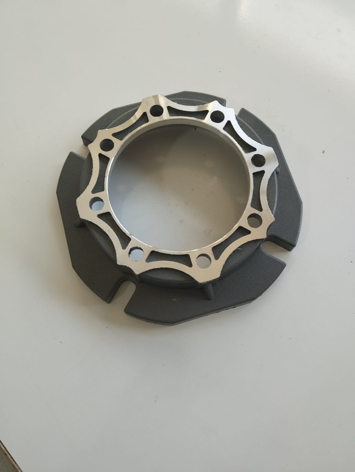 REDÜKTÖR ÇIKIŞ FLANŞI / 90-FA  GÖVDE